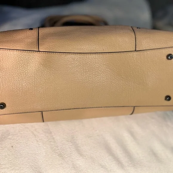 Coach large pebble leather satchel bag with dust cover - Picture 6 of 7